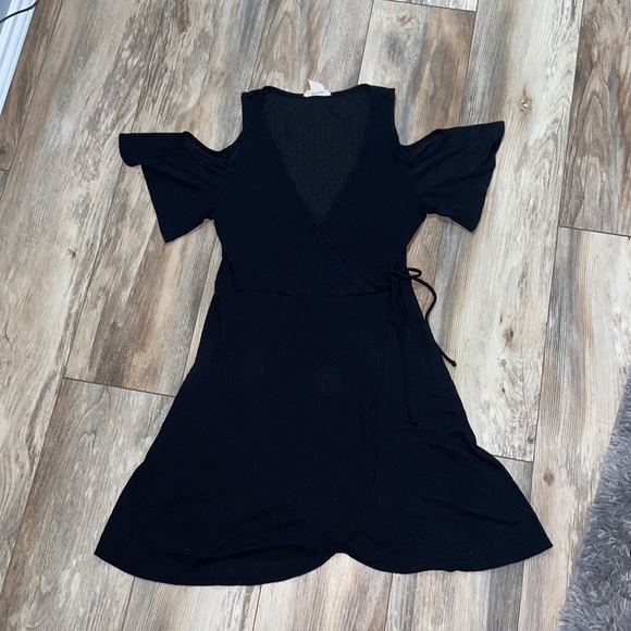 Free People Dresses & Skirts - Keyhole wrap dress